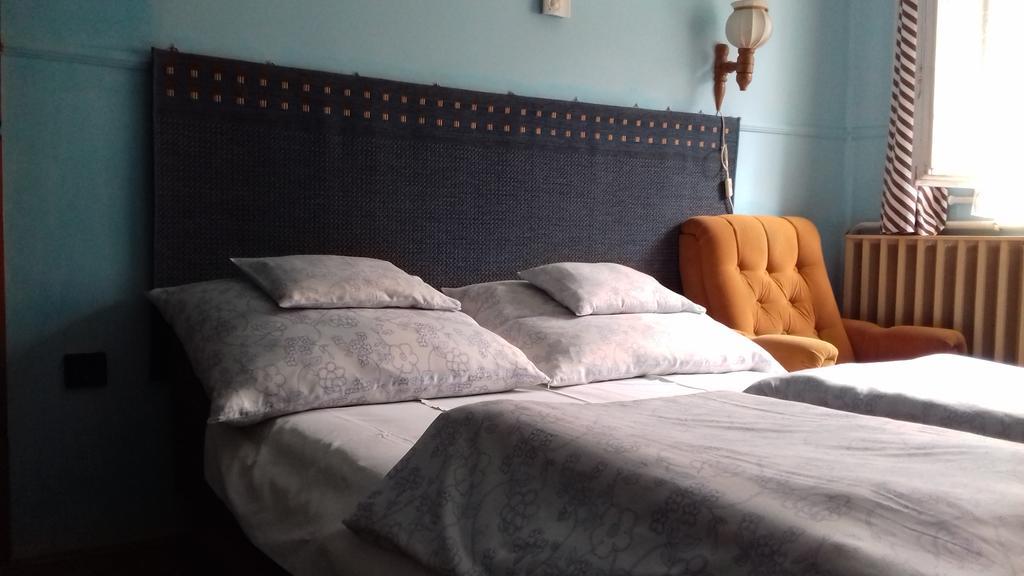 Margareta Vendeghaz Hotel Miskolc Ngoại thất bức ảnh